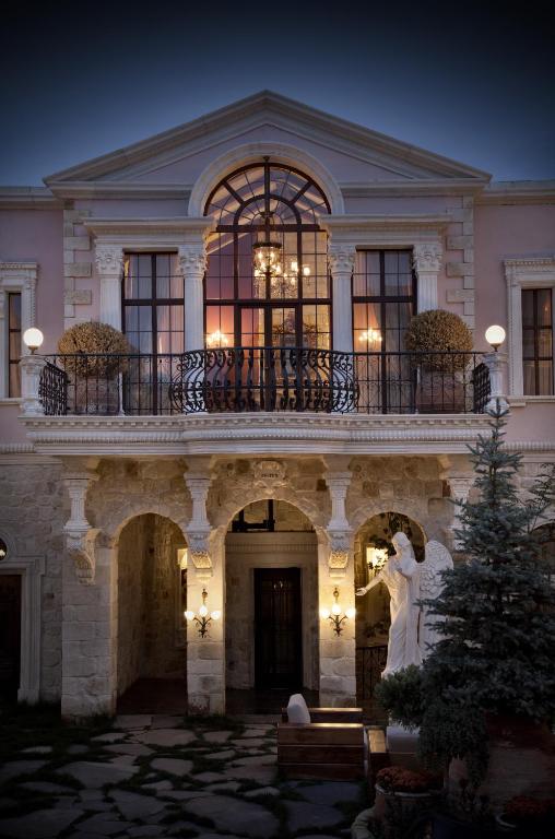 SACRED HOUSE ADULTS ONLY +13